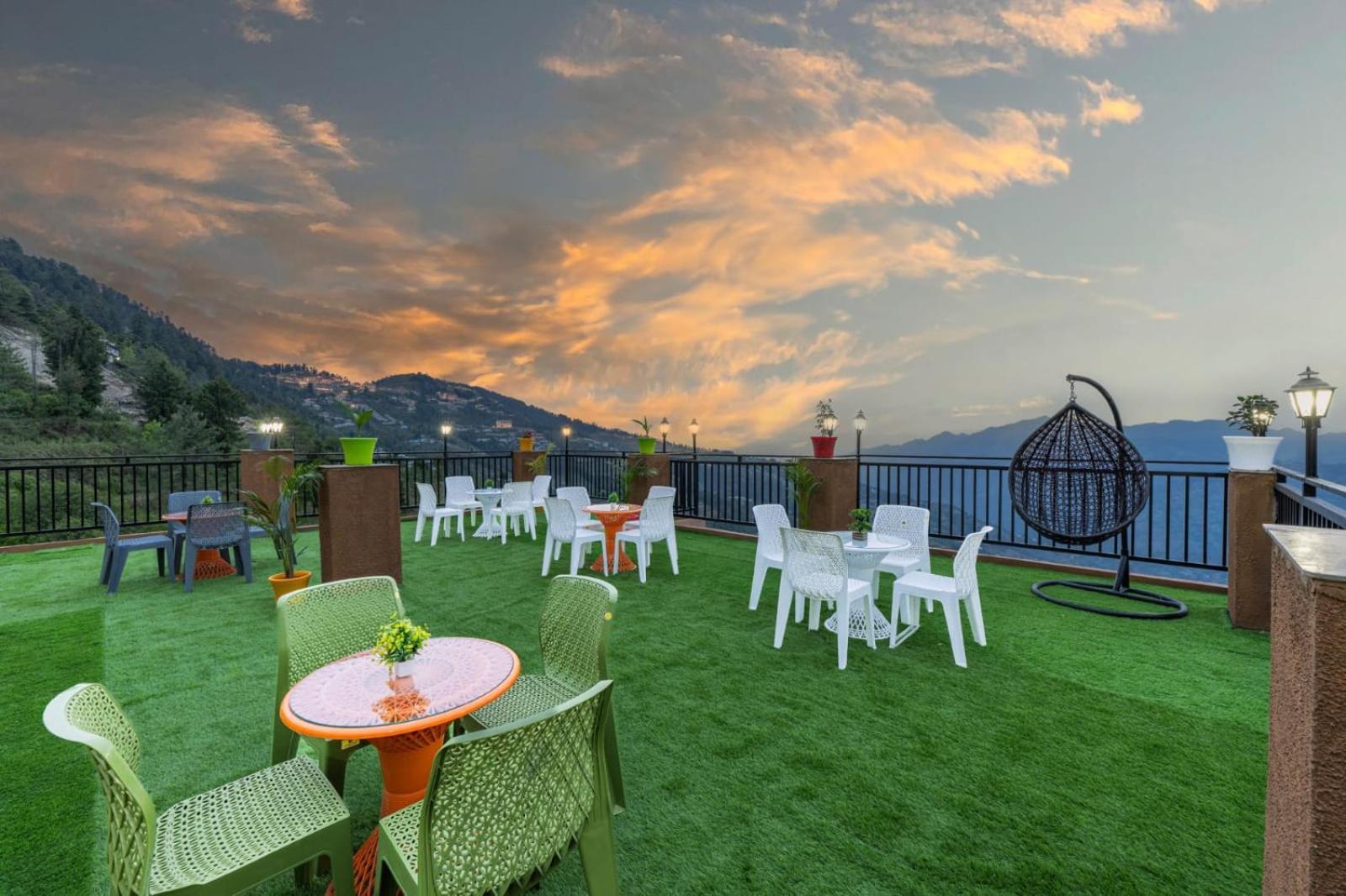 The Nature Dreams I Vacations I Conference I Mice I Family Events I Open Air Terrace I Sky Bonfire I Kufri By Exotic Stays Shimla Bagian luar foto